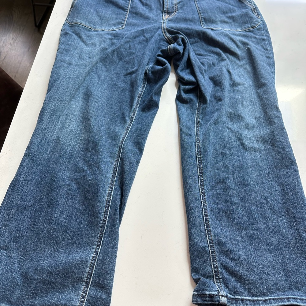 Women's Blue Cropped Jeans